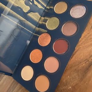 Eyeshadow pallete